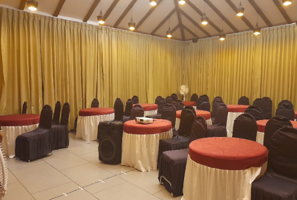 Hirkani Garden Restaurant & Lodging