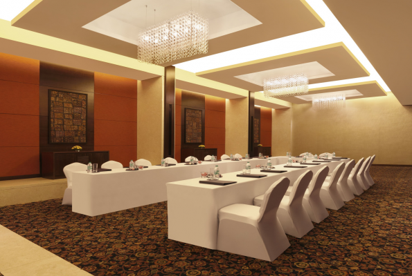 DoubleTree by Hilton Hotel Pune 1