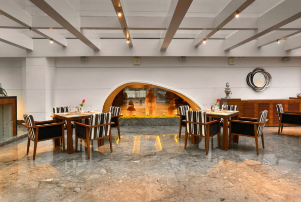 The Lalit Great Eastern Hotel 5