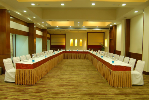 Golden Tulip Lucknow 1