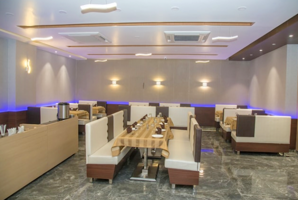 Hotel Orange International