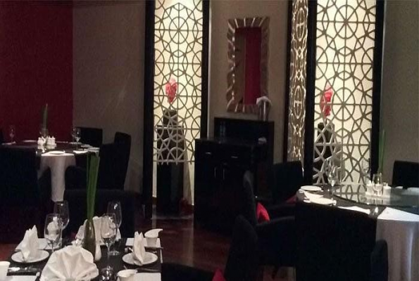 Radisson Blu Udaipur Palace Resort & Spa