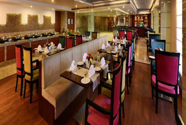 P L Palace Lords Inn