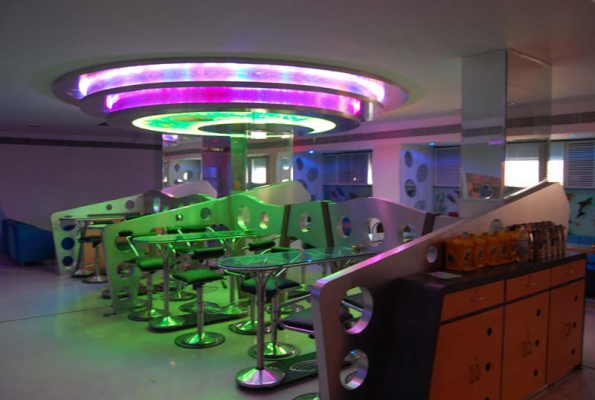 Hotel Apex International 2