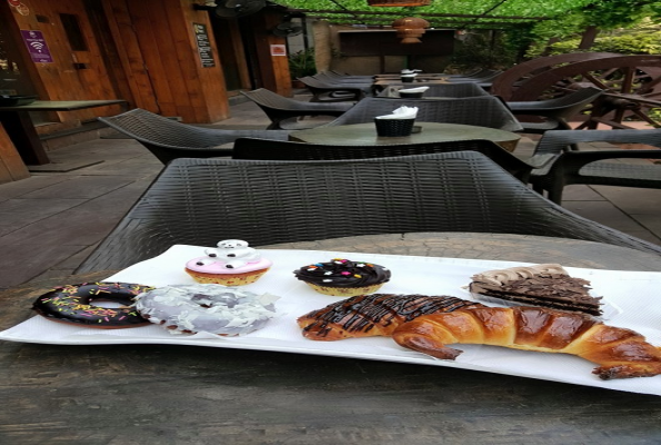 Brew House Cafe & Bar 3