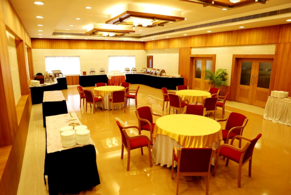 Hotel Airlink Castle 5