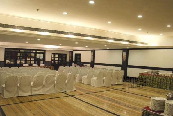 Hotel Abu Sarovar Portico 4