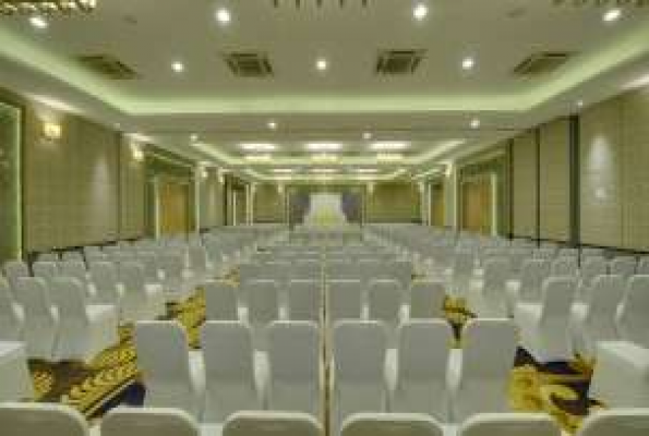 Davanam Sarovar Portico Suites