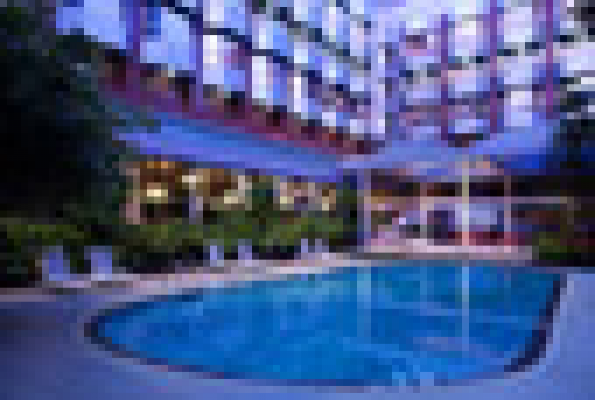 Le Meridien Bangalore 2