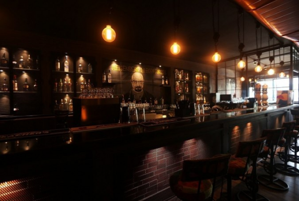 Road House Cafe Bar 1