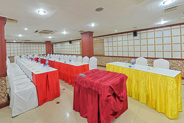 Hotel Chandra Park 5