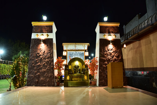 Pavitras Veg Family Restaurant 1