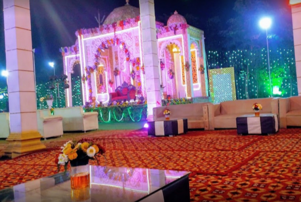 Deep Party Lawn & Banquet