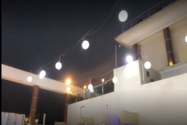 Majestic Court Sarovar Portico