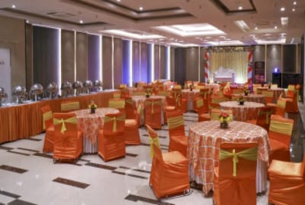 Hotel Saket 27 5
