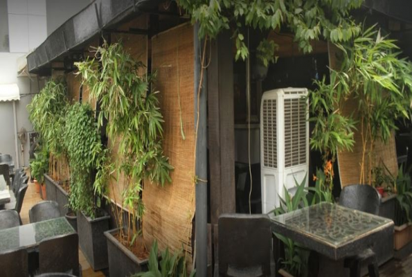 Atlantis Bar Grill & Banquets