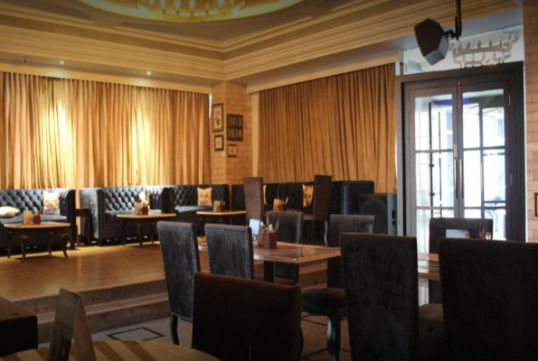 Mansion Bar & Lounge 2