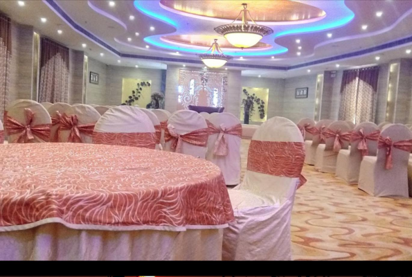 Nidhivan Sarovar Portico