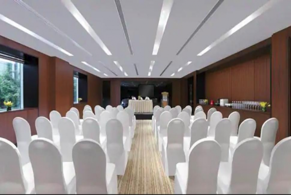 Hilton Bangalore Embassy Golflinks