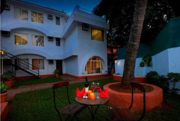 Treehouse Silken Sand