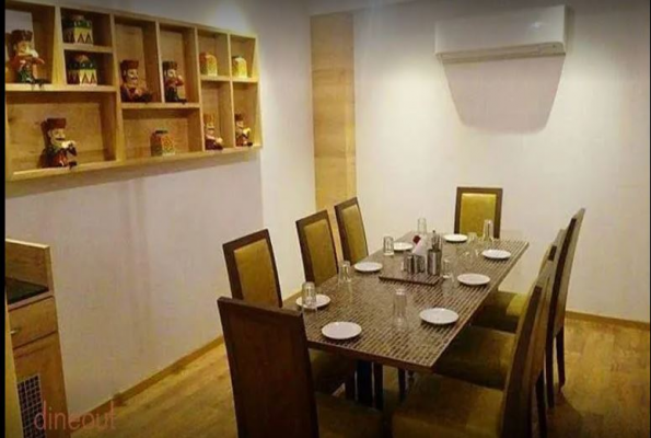Santrupti Vegeterian Restaurant 2