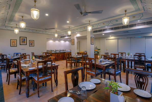 Treehouse Rajbagh Hotel 2