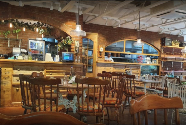 Diggin Cafe Chanakyapuri 5