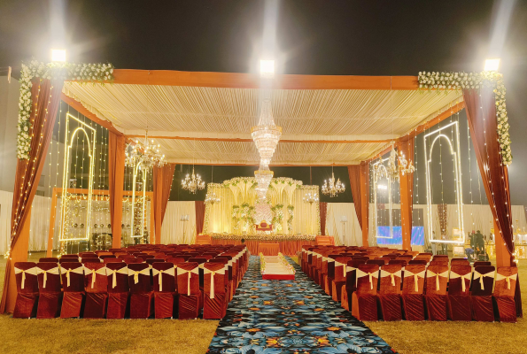 Hotel Solitaire Banquet & Lawn