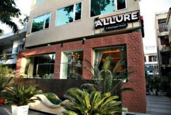 The Allure Hotel 3