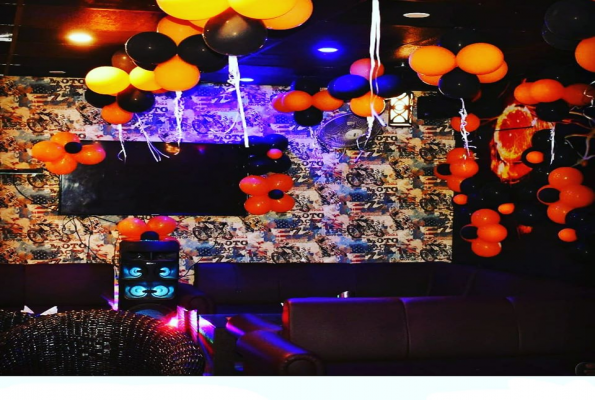 Down Town Lounge And Restaurant 5