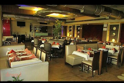 Titan Family Restaurant And Party Hall