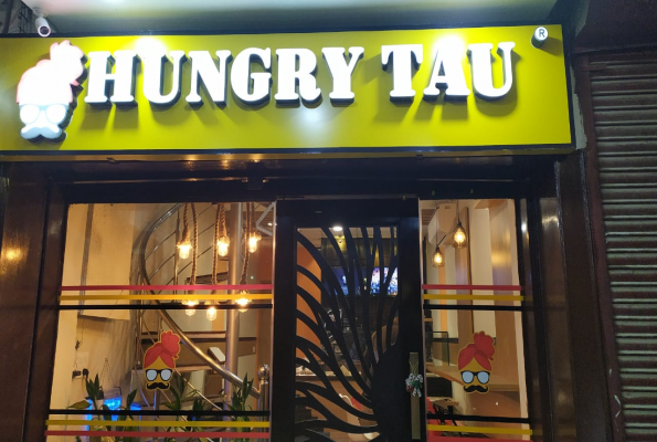 Hungry Tau Cafe And Restaurant 5
