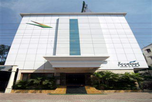 Treebo Golden Emerald