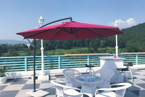 Auric Restaurant & Rooftop Cafe 2