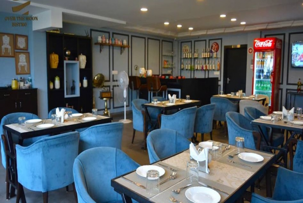 Over The Moon Bistro 4