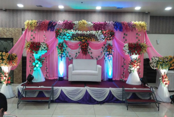 The Avr Hotel And Banquets