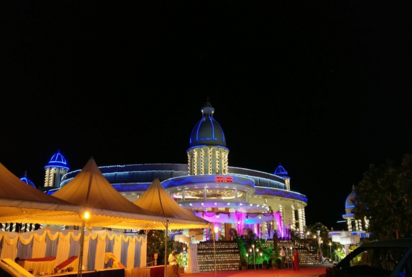 Saa Raa Convention Hall 4