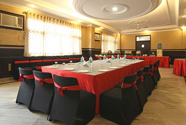 Hotel Royal Vrindaban 3