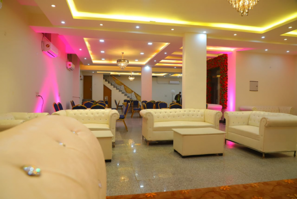 Hotel Merriment And Banquet