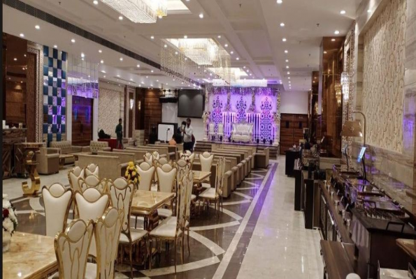 Green Lounge Banquets Peeragarhi 2