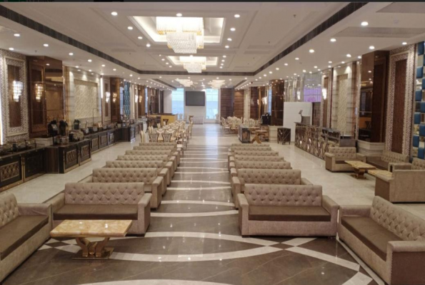 Green Lounge Banquets Peeragarhi 3