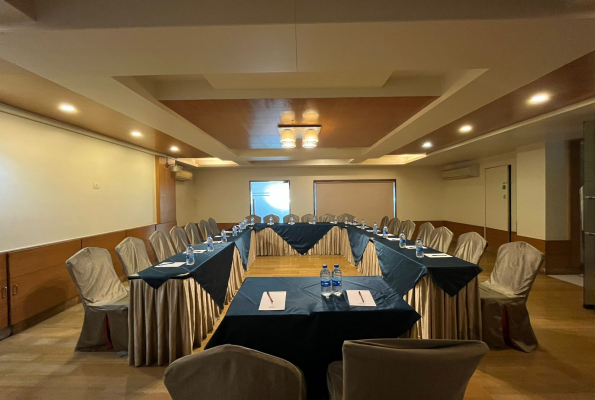 Hotel Sadanand Regency