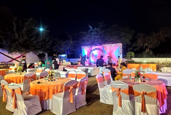 Golden Leaf Banquets