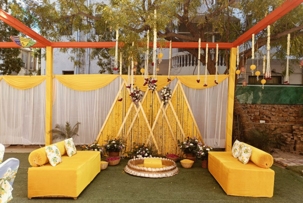 Golden Leaf Banquets