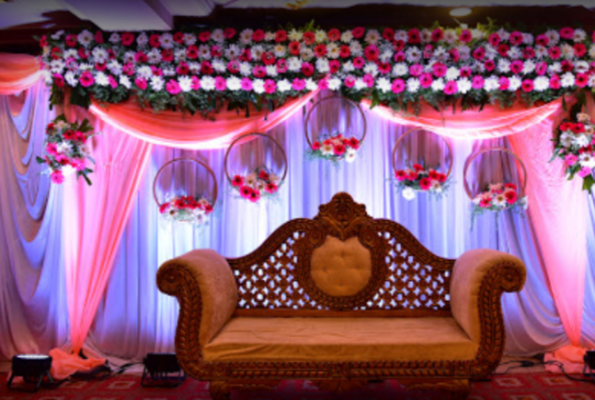 Pai Vinod Deluxe Hall