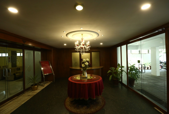 The Down Town Hotel 4