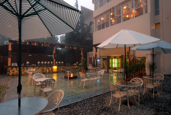 Hotel Arif Castles 2