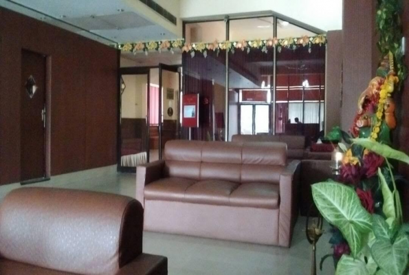 Hotel Maiden Residency