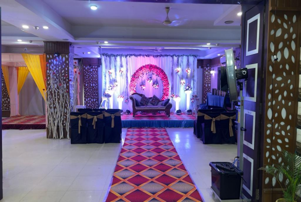 Lal Qila Banquets And Hotel