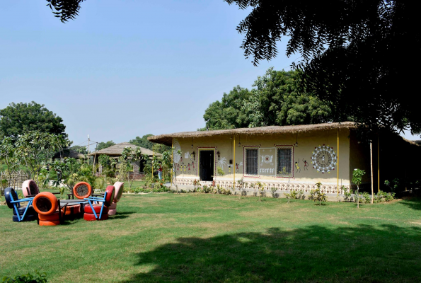 Omera The Farm Stay 1